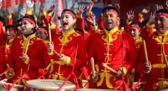 Kashgar’da Bahar Bayramı Kutlamaları ve Kültürel Etkinlikler